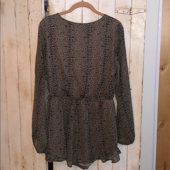 ASTR Cheetah Print Long Sleeve Romper - Picture 6 of 6